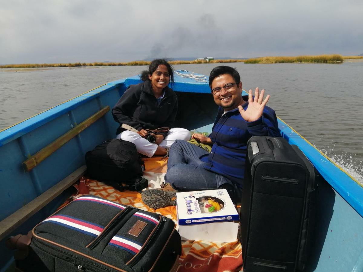 Urosfood & Titiqaqa Lodge Bagian luar foto